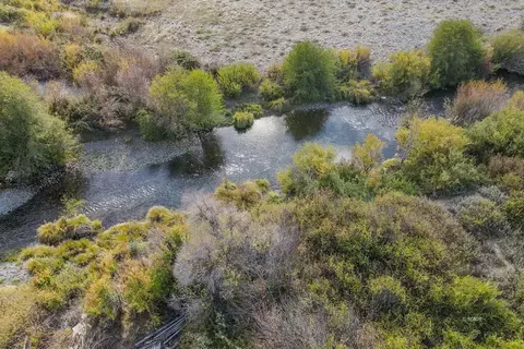 View/Area - 1095 Hyampom Rd, Hayfork, CA 96041 photo 1 of 8
