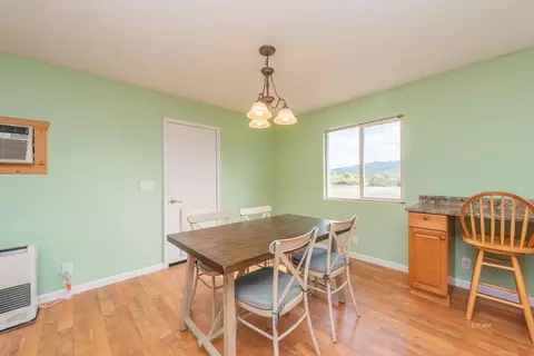 Dining - 1095 Hyampom Rd, Hayfork, CA 96041 photo 2 of 3