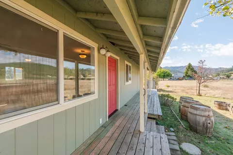 Exterior - 1095 Hyampom Rd, Hayfork, CA 96041 photo 6 of 7