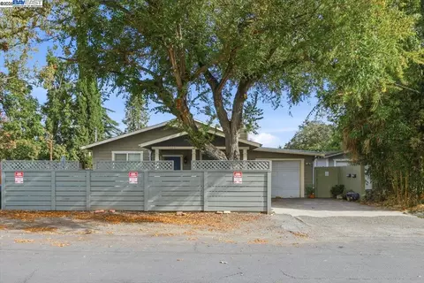 1040 Delacy, Martinez, CA 94553 photo 1