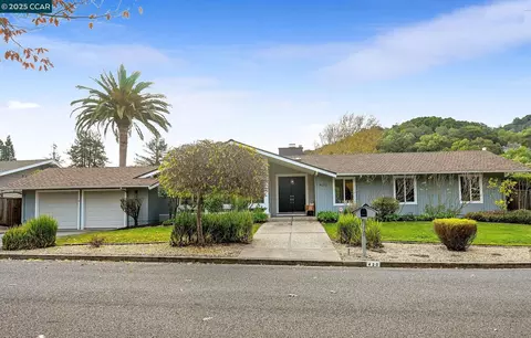 420 Stonefield Pl, Moraga, CA 94556 photo 1
