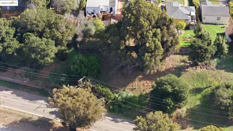 9670 Mountain Blvd, Oakland, CA 94605