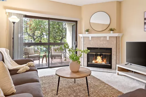 39975 Cedar Blvd #334, Newark, CA 94560 photo 1