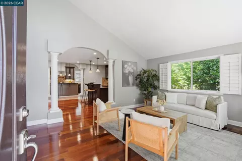 3025 Sunflower Dr, Antioch, CA 94531