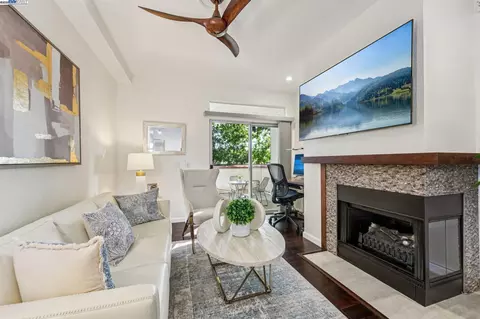 7020 Stagecoach Rd #A, Dublin, CA 94568 photo 1