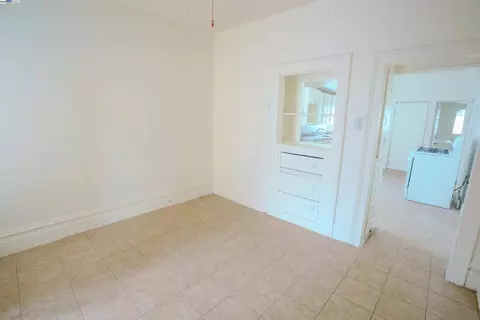 Other - 866 Isabella St, Oakland, CA 94607 photo 1 of 4