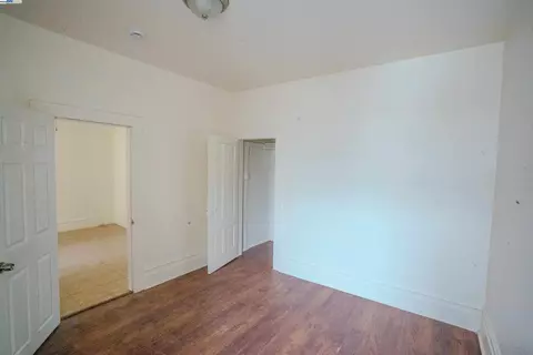 Bedroom - 866 Isabella St, Oakland, CA 94607 photo 4 of 5