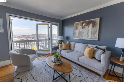 661 Peralta Ave UNIT 3, San Francisco, CA 94110