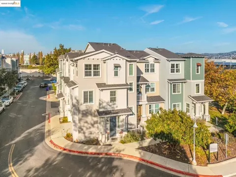 3401 Jetty Dr, Richmond, CA 94804
