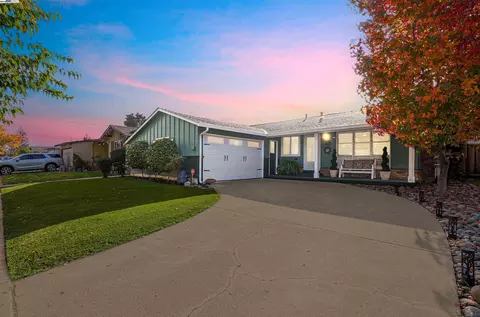 2472 Bradford Ave, Hayward, CA 94545 photo 1