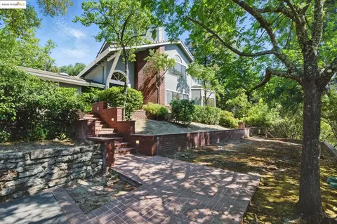 3374 Kim Rd, Lafayette, CA 94549 photo 1