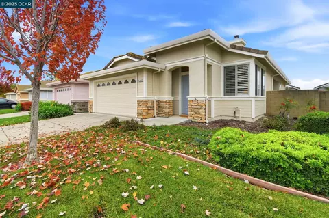 443 Mandarin Cir, Vacaville, CA 95687