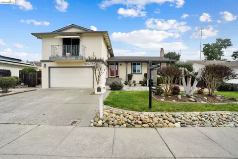 136 Marco Ln, Vacaville, CA 95688 photo 1