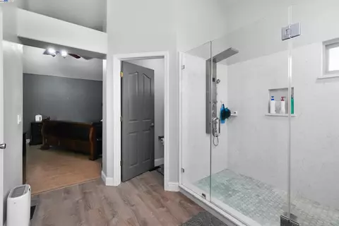Entry Way - 1445 Yorkshire Loop, Tracy, CA 95376 photo 10 of 10