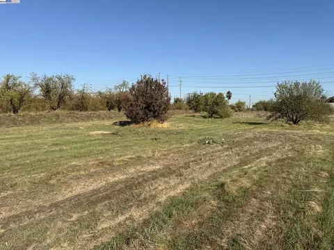 Other - 124130 136 Yosemite Meadows Dr, Modesto, CA 95357 photo 3 of 3