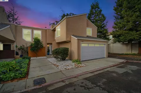 27639 Eucalyptus Ct, Hayward, CA 94544 photo 1