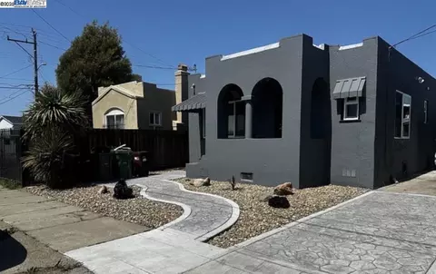 7808 Weld St, Oakland, CA 94621