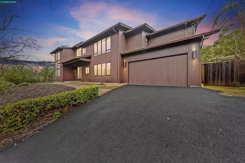 127 Devin Dr, Moraga, CA 94556 photo 1