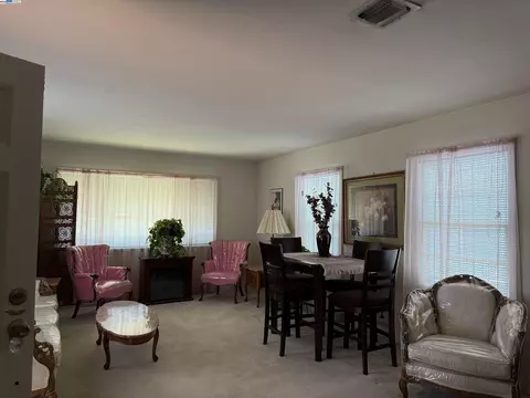 1314 Ohio St, Vallejo, CA 94590 photo 2