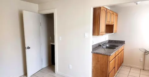 874 Isabella St, Oakland, CA 94607 photo 8