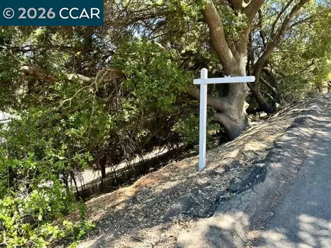 Carquinez Scenic Dr, Port Costa, CA 94569