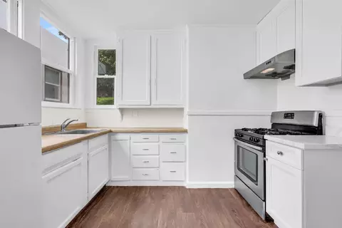 Kitchen - 2340 Virginia St, Berkeley, CA 94709 photo 2 of 5