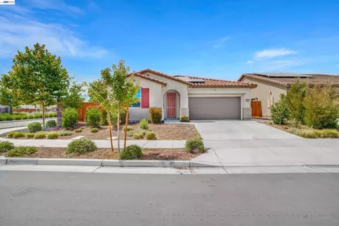 15455 Folktale Way, Lathrop, CA 95330 photo 1
