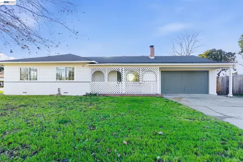 2719 Grant St, Concord, CA 94520 photo 1