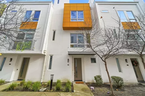 7906 Regional Cmn, Dublin, CA 94568