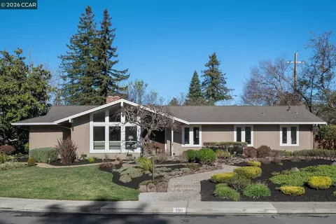 300 Constance Pl, Moraga, CA 94556 photo 1