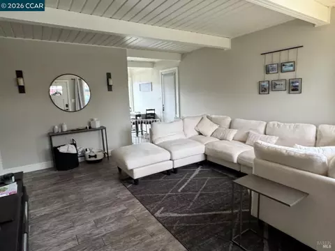 469 La Jolla St, Vallejo, CA 94591 photo 7
