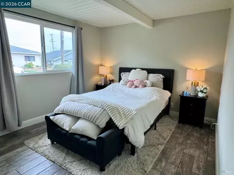 469 La Jolla St, Vallejo, CA 94591 photo 11