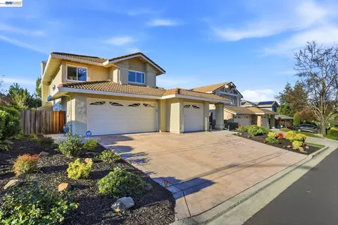 1020 Quartermaster Canyon Rd, San Ramon, CA 94582
