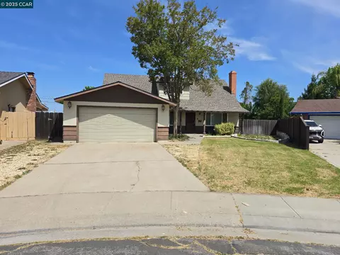 1015 Tenaya Ct, Manteca, CA 95337