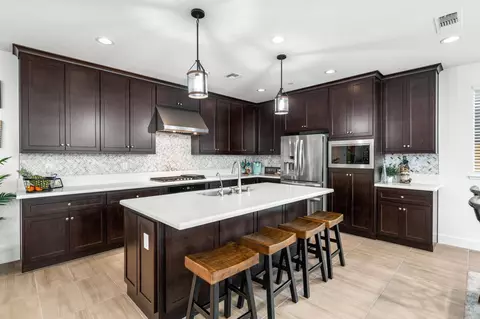 157 E Frost Dr, Mountain House, CA 95391