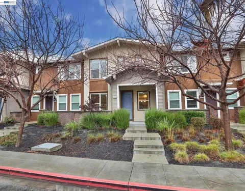 2574 Alvin St, Mountain View, CA 94043 photo 1
