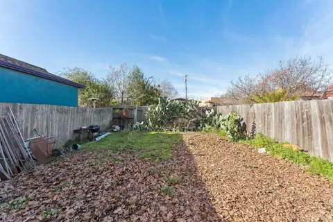 2220 7th St, Berkeley, CA 94710 photo 4