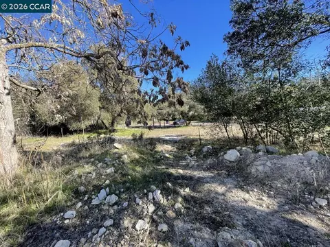 3627 Mint St, Clearlake, CA 95422 photo 8