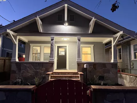 2911 Viola St, Oakland, CA 94619