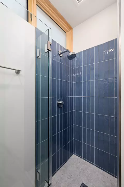 Bath - 817 Jones, Berkeley, CA 94710 photo 2 of 3
