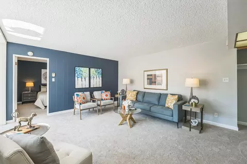 Living - 2550 Dana St #2F, Berkeley, CA 94704 photo 4 of 4