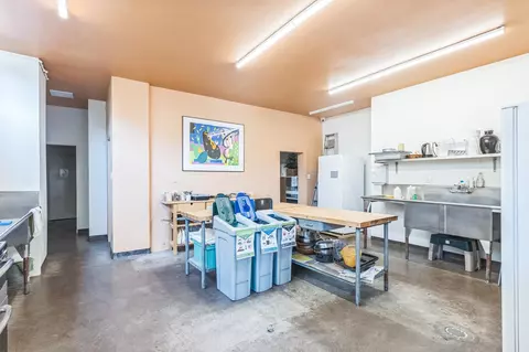 Kitchen - 2550 Dana St #2F, Berkeley, CA 94704 photo 5 of 6