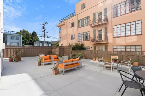 Exterior - 2550 Dana St #2F, Berkeley, CA 94704 photo 2 of 3