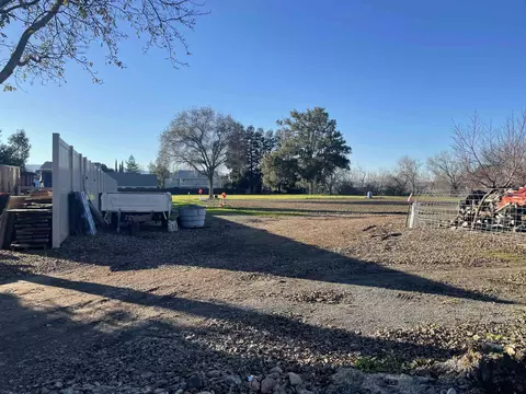 327 Linden Way, Pleasanton, CA 94566