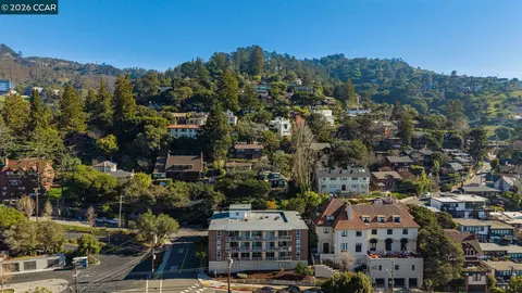 View/Area - 2 Panoramic Way #304, Berkeley, CA 94704 photo 10 of 18
