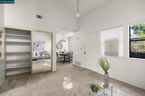 833 Camelback Pl, Pleasant Hill, CA 94523