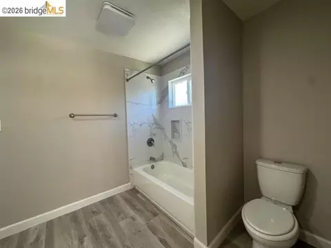 Bath - 35 E 16th St, Antioch, CA 94509 photo 1 of 3