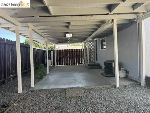 Exterior - 35 E 16th St, Antioch, CA 94509 photo 4 of 4