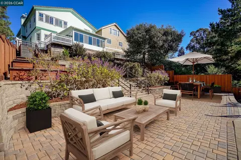 367 Hemleb Ct, Pinole, CA 94564 photo 1