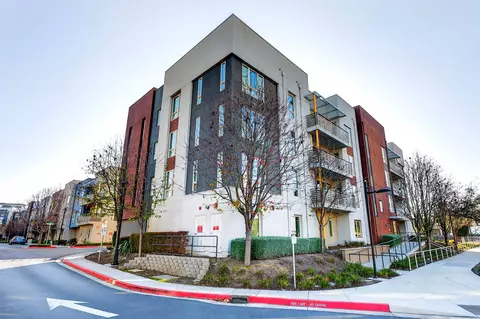 430 Montague Expy #20, Milpitas, CA 95035